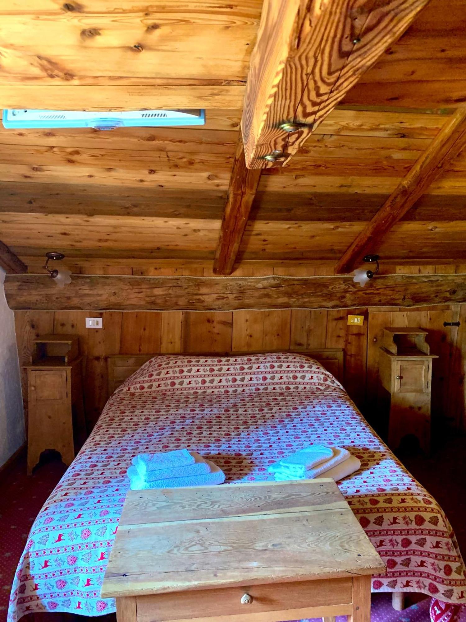 Chalet Del Lago Черезоле-Реале Экстерьер фото